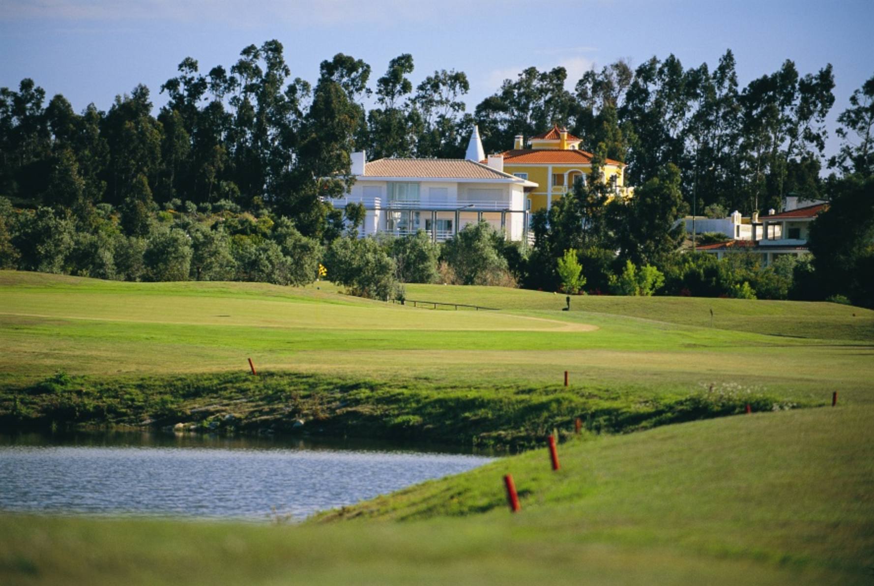 https://media.costalessgolf.com/2015/05/Beloura-Golf-2.png