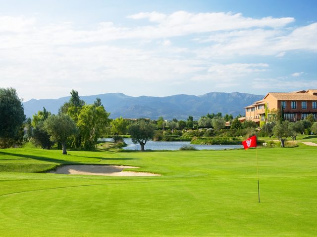 https://media.costalessgolf.com/2015/05/Peralada-Golf-1-640x480.jpg