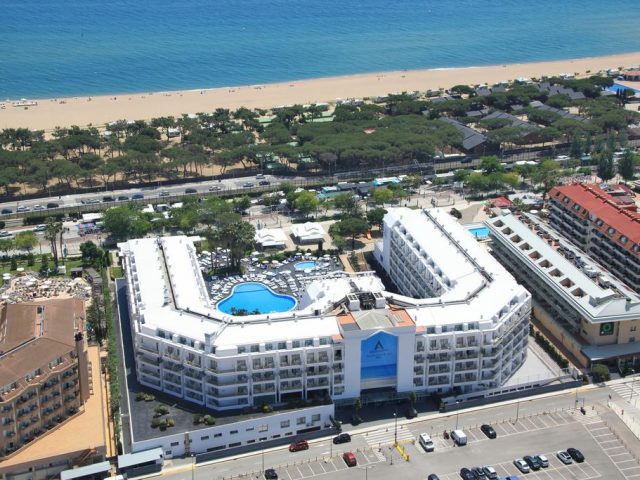 https://media.costalessgolf.com/2015/09/Aquamarina-Hotel-640x480.jpg